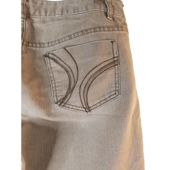 Christopher & Banks Petit Women's Jeans Modern Fit Size 14 P 36x28 Light Brown - Picture 6 of 7